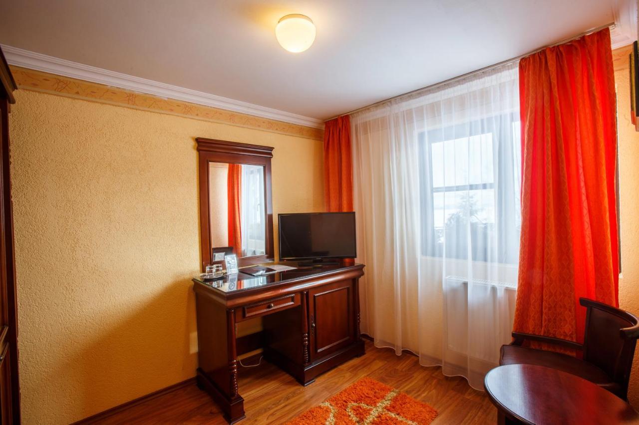 Domeniul Dracula Danes Hotel Luaran gambar